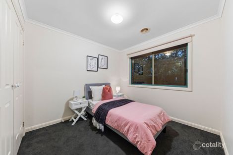 Property photo of 4 Anna Court Pakenham VIC 3810