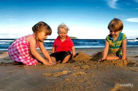 Property photo of 6 Crest Place Sandy Beach NSW 2456