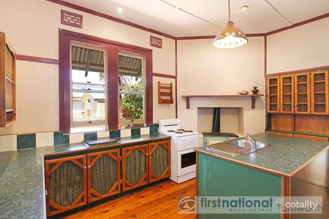 Property photo of 32 O'Connell Street North Tamworth NSW 2340