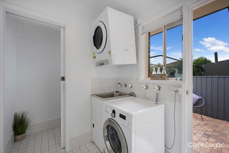 Property photo of 2/33 Asca Drive Green Point NSW 2251
