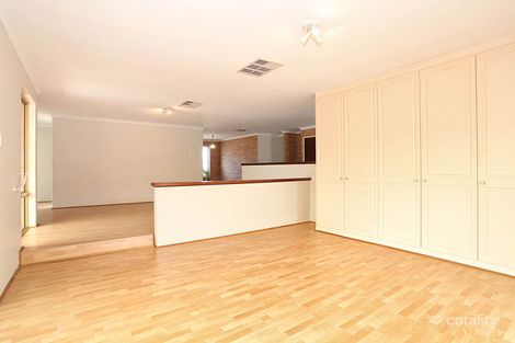 Property photo of 6 Oakwood Court Beechboro WA 6063