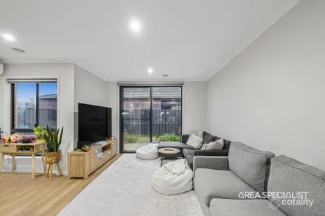 Property photo of 39 Inglewood Drive Werribee VIC 3030