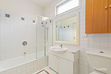 Property photo of 2A Narong Road Caulfield North VIC 3161
