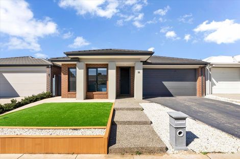 35 Moroka Ave, Weir Views, VIC 3338