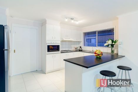 Property photo of 29 Glenora Way Hampton Park VIC 3976