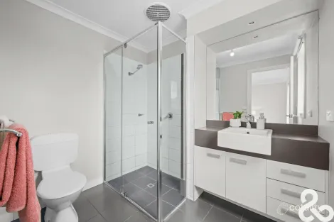 Property photo of 5 Deco Place Epping VIC 3076