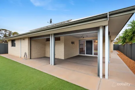 Property photo of 21 Yilkarri Parade Karlkurla WA 6430