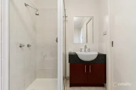 Property photo of 2/29 Chardonnay Drive Skye VIC 3977