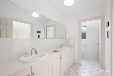 Property photo of 13 Burley Griffin Boulevard Brompton SA 5007