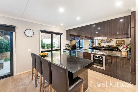Property photo of 66 Amadeo Way Chirnside Park VIC 3116