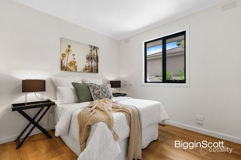 Property photo of 4 Riviera Street Mount Waverley VIC 3149