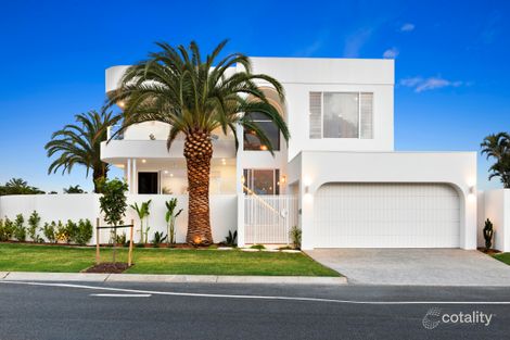 8a Rumrunner St, Mermaid Waters, QLD 4218