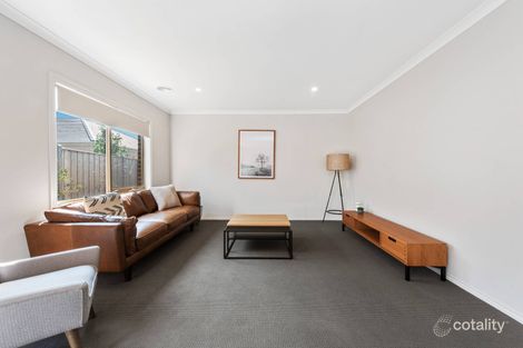 Property photo of 12 Wooli Avenue Clyde VIC 3978