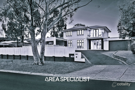 Property photo of 1 The Close Langwarrin VIC 3910