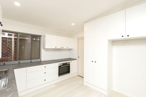 Property photo of 1/34 Decora Crescent Warabrook NSW 2304