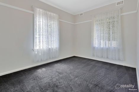 Property photo of 4 Cattanach Crescent Werribee VIC 3030