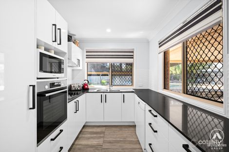 Property photo of 7 Weldon Court Hillcrest QLD 4118