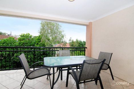 Property photo of 3/15 Chatsworth Road Greenslopes QLD 4120