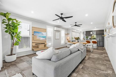 Property photo of 16 Fortitude Place Birtinya QLD 4575