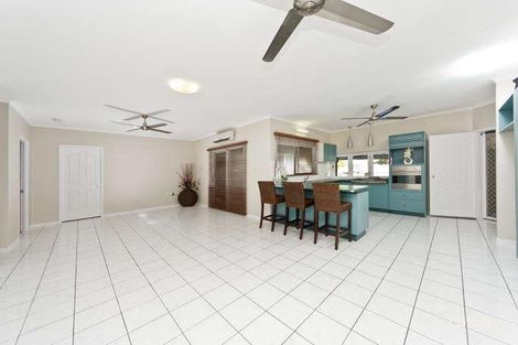 Property photo of 7 Coleus Court Mooroobool QLD 4870