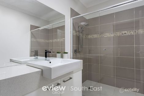 Property photo of 7A Turella Close Berwick VIC 3806