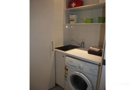 Property photo of 21/187 Collins Street Melbourne VIC 3000