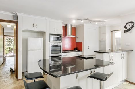 Property photo of 19 Toorak Avenue Bellevue Heights SA 5050