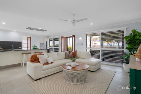Property photo of 52 Pacific Drive Blacks Beach QLD 4740