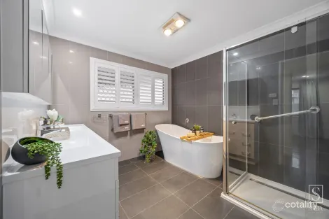 Property photo of 48 Tanglewood Street Middle Park QLD 4074