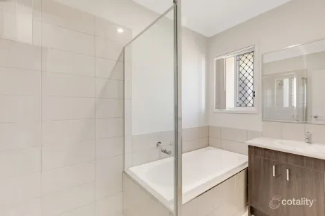 Property photo of 2/156 Taylor Street Newtown QLD 4350