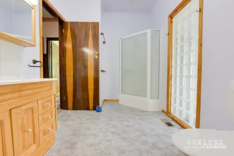 Property photo of 15 Hill Street Belmont VIC 3216