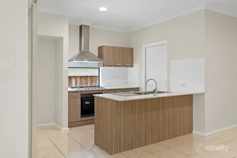 Property photo of 75 Empire Circuit Penrith NSW 2750