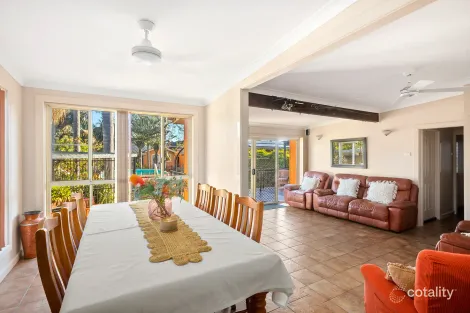 Property photo of 93 Reddall Parade Lake Illawarra NSW 2528