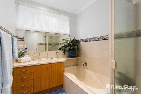 Property photo of 53 Chivalry Avenue Glen Waverley VIC 3150