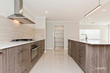 5 Summerville Bvd, Caversham, WA 6055