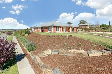 Property photo of 30 Dalmeny Drive Mount Barker SA 5251