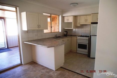 Property photo of 1/15 St Laurent Close Greenfields WA 6210