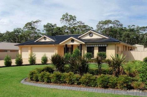 Property photo of 54 Sassin Crescent Medowie NSW 2318