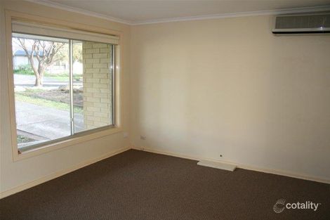Property photo of 28 Dominic Crescent Morphett Vale SA 5162