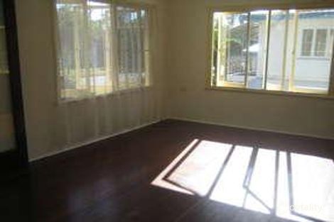 Property photo of 16 Esk Street Rowes Bay QLD 4810
