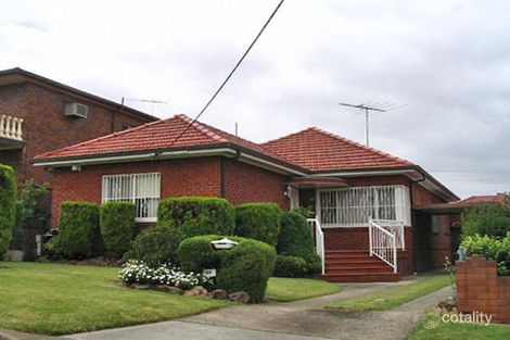 27 Moreton Ave, Kingsgrove, NSW 2208