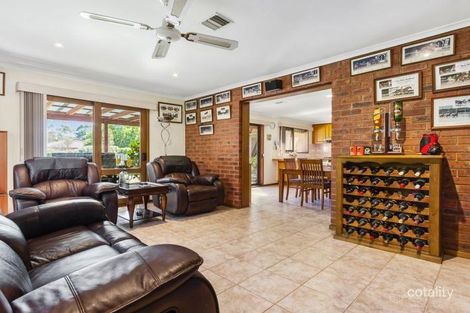 Property photo of 1 Townview Avenue Wantirna South VIC 3152