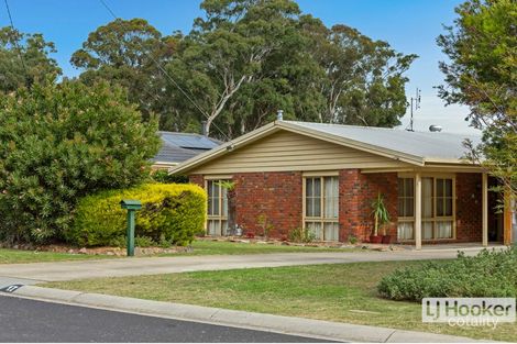 17 Newton Cl, Paynesville, VIC 3880
