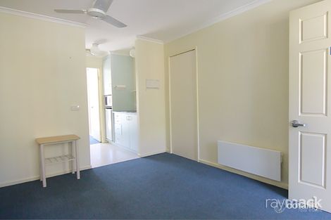 Property photo of 24/2 Hanlon Court West Wodonga VIC 3690