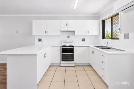 Property photo of 6 Cooee Court Barmaryee QLD 4703