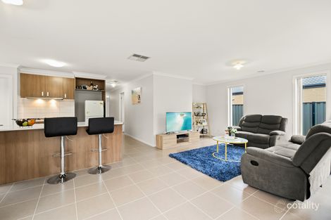 Property photo of 5 Crathe Close Roxburgh Park VIC 3064