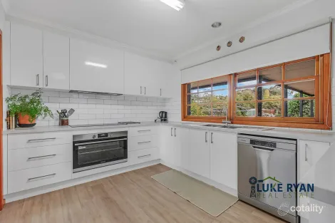Property photo of 58-60 Hopetoun Street Rochester VIC 3561