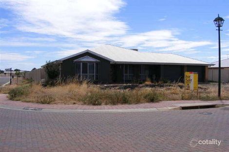 Property photo of 1 Daphne Street Angle Vale SA 5117