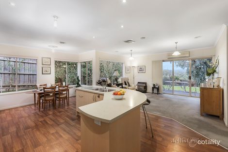 Property photo of 13 Glen View Close Diamond Creek VIC 3089