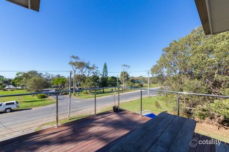 Property photo of 36 Sandys Beach Drive Sandy Beach NSW 2456